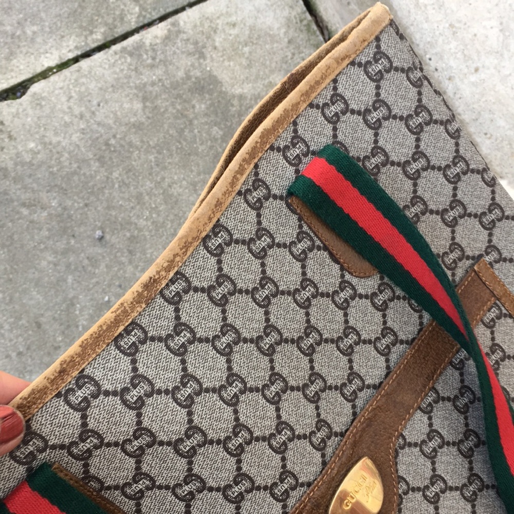 With flaws Gucci plus tote - Picture 15 of 15